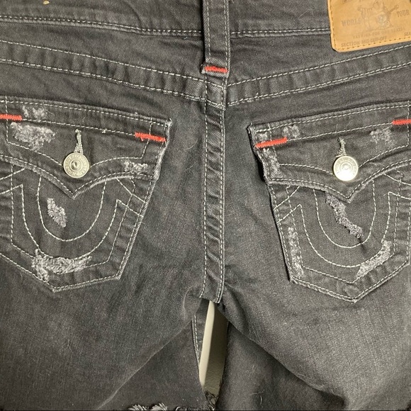 True Religion Mid Cut-Off Short - Picture 3 of 5